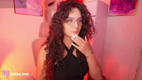 Danna Lovs online show from May 26, 2026, 2:29 am