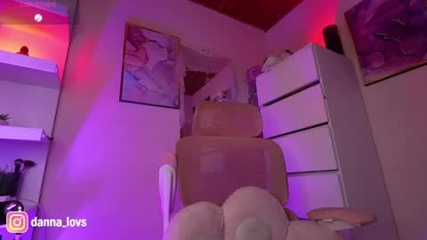 Danna Lovs online show from May 30, 2026, 2:03 pm