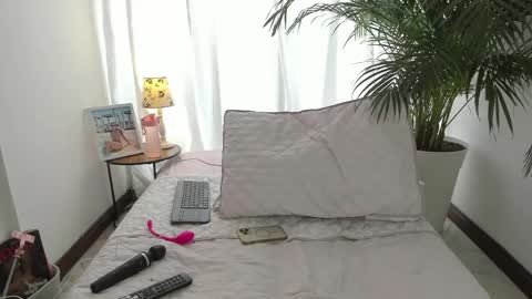 Danna Martinez online show from May 11, 2026, 6:49 pm