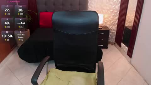 Snapshot of danna_md1 chatting on April 30, 2026, 9:08 pm DANNA online show from April 30, 2026, 9:08 pm