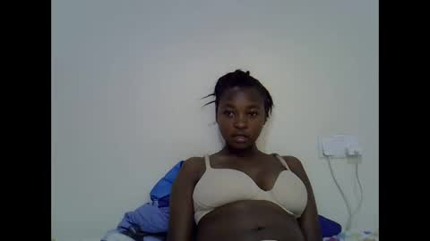 danna_miki online show from November 19, 2025, 10:10 pm