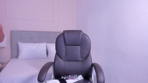 Snapshot of danna_palmeth chatting on September 19, 2025, 7:47 pm danna_palmeth online show from September 19, 2025, 7:47 pm