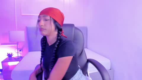Snapshot of danna_palmeth chatting on October 14, 2025, 8:09 pm danna_palmeth online show from October 14, 2025, 8:09 pm