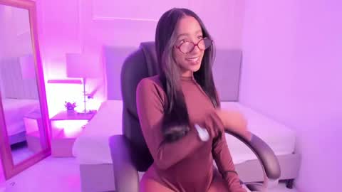 Snapshot of danna_palmeth chatting on October 16, 2025, 8:10 pm danna_palmeth online show from October 16, 2025, 8:10 pm