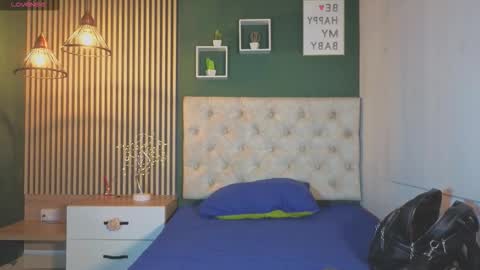 Snapshot of danna_peters chatting on January 6, 2026, 7:28 pm danna_peters online show from January 6, 2026, 7:28 pm