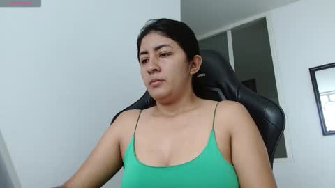 Danna online show from November 26, 2025, 12:06 pm