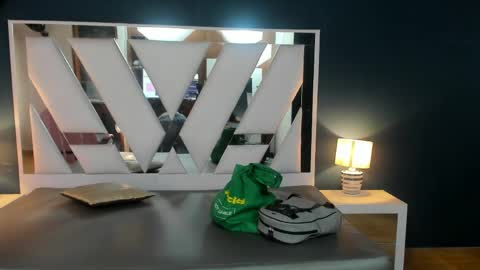  danna  online show from May 18, 2026, 6:58 pm