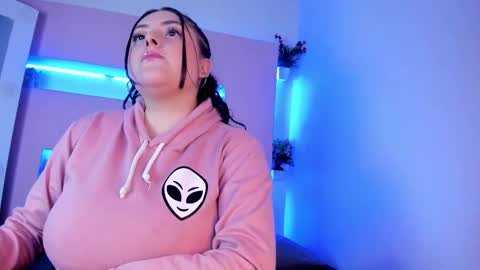 DANNA PINK online show from October 31, 2025, 11:00 am