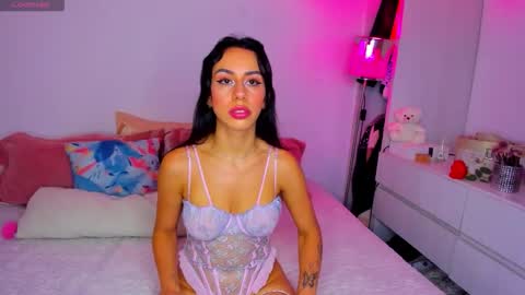 Snapshot of danna_rhodesx chatting on December 20, 2025, 11:39 am Danna Rhodes online show from December 20, 2025, 11:39 am