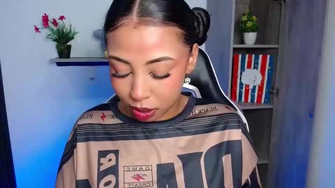 Snapshot of danna_schmidt23 chatting on February 13, 2026, 10:11 am Danna online show from February 13, 2026, 10:11 am