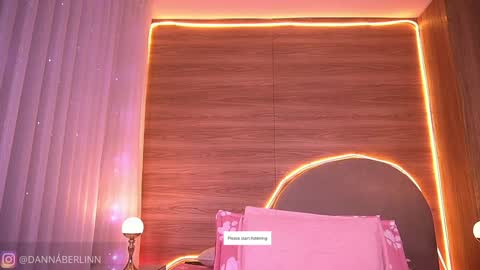 Snapshot of dannaberlin chatting on February 12, 2026, 7:20 pm Danna Berlin online show from February 12, 2026, 7:20 pm