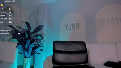 Snapshot of dannacruz_ chatting on December 29, 2024, 1:13 am Danna Cruz online show from December 29, 2024, 1:13 am