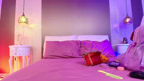 Dannamunoz130 online show from October 16, 2025, 11:11 am