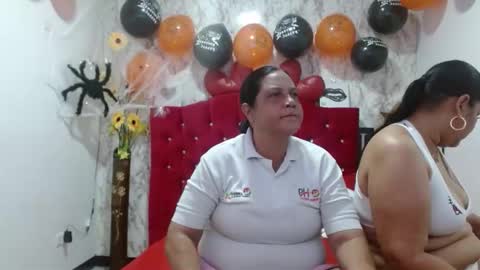 dannalanegra2 online show from October 11, 2025, 5:33 pm
