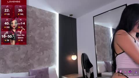 D A N N A online show from October 31, 2025, 3:35 pm