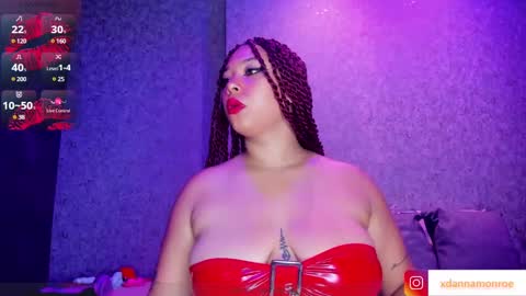 Snapshot of danniamonroee chatting on December 19, 2024, 11:07 am Danna Monroe online show from December 19, 2024, 11:07 am