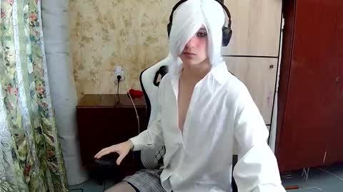 HilmarZ online show from October 12, 2025, 2:49 pm