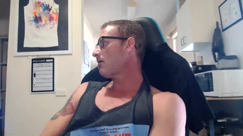 Snapshot of dannozdirekt chatting on March 7, 2025, 1:53 am dannozdirekt online show from March 7, 2025, 1:53 am