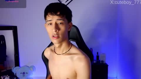 Snapshot of danny777_ chatting on November 13, 2025, 9:19 am Danny online show from November 13, 2025, 9:19 am