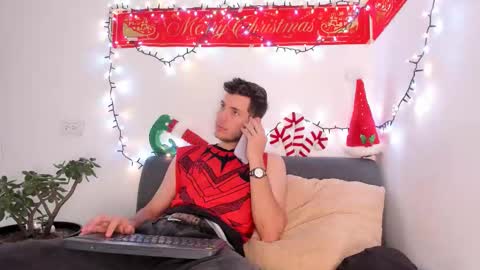 Snapshot of danny_and_lara chatting on November 21, 2025, 12:59 pm danny_and_lara online show from November 21, 2025, 12:59 pm