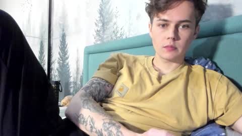 Snapshot of danny_love01 chatting on December 24, 2024, 2:01 pm danny online show from December 24, 2024, 2:01 pm