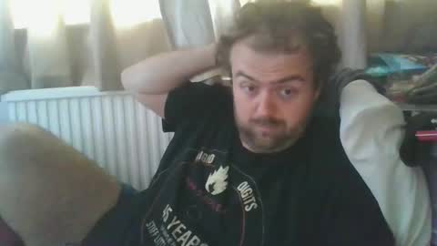 Snapshot of dannyb0y95 chatting on September 13, 2025, 9:20 am Danny online show from September 13, 2025, 9:20 am