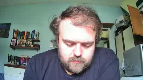 Snapshot of dannyb0y95 chatting on October 17, 2025, 9:45 am Danny online show from October 17, 2025, 9:45 am