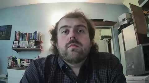 Snapshot of dannyb0y95 chatting on November 2, 2025, 8:22 pm Danny online show from November 2, 2025, 8:22 pm