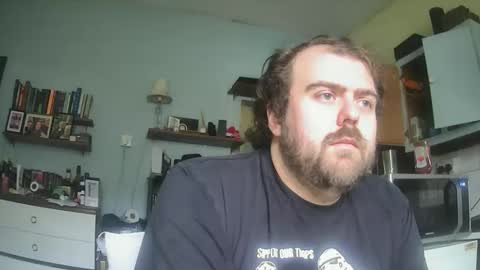 Snapshot of dannyb0y95 chatting on November 15, 2025, 11:18 am Danny online show from November 15, 2025, 11:18 am