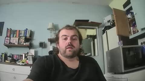 Snapshot of dannyb0y95 chatting on November 25, 2025, 9:15 pm Danny online show from November 25, 2025, 9:15 pm