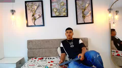 dannysamm online show from November 30, 2025, 12:31 pm