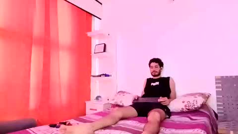 DANTE DI MARCO online show from November 6, 2025, 6:42 pm