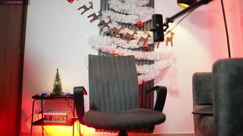 Snapshot of dante_gold chatting on December 17, 2025, 2:39 am SEBAS online show from December 17, 2025, 2:39 am