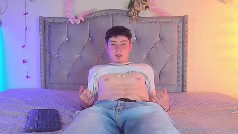 Snapshot of dante_grayy chatting on November 11, 2025, 3:28 am Dantegrayy online show from November 11, 2025, 3:28 am