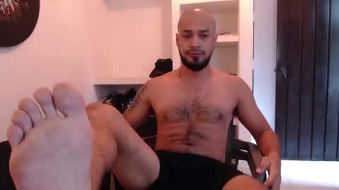 Snapshot of dante_hell1 chatting on February 2, 2026, 10:08 pm Dante Hell online show from February 2, 2026, 10:08 pm