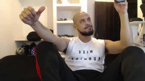 Snapshot of dante_hell1 chatting on February 4, 2026, 1:33 am Dante Hell online show from February 4, 2026, 1:33 am