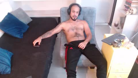 Snapshot of dante_hell1 chatting on February 27, 2026, 9:04 pm Dante Hell online show from February 27, 2026, 9:04 pm