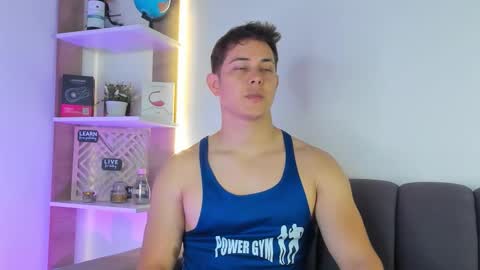 Snapshot of dante_seductor chatting on February 17, 2026, 8:04 pm Dante online show from February 17, 2026, 8:04 pm