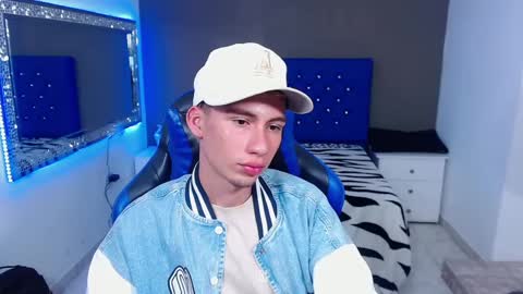 Snapshot of dante_tompson chatting on January 28, 2025, 1:05 pm Dante online show from January 28, 2025, 1:05 pm