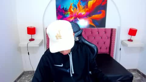 Snapshot of dante_tompson chatting on February 28, 2025, 12:20 pm Dante online show from February 28, 2025, 12:20 pm