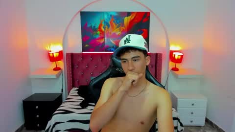 Snapshot of dante_tompson chatting on March 12, 2025, 3:29 pm Dante online show from March 12, 2025, 3:29 pm