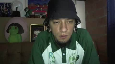 Snapshot of dante_x_5 chatting on November 2, 2025, 2:52 pm dante_x_5 online show from November 2, 2025, 2:52 pm