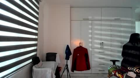 X Dante7373574 online show from March 16, 2026, 11:09 pm