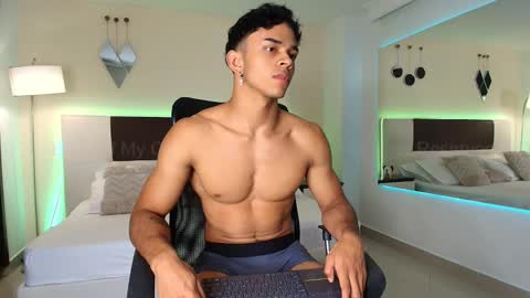 Snapshot of danteestone chatting on February 13, 2025, 11:58 pm Dante online show from February 13, 2025, 11:58 pm