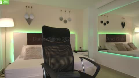 Snapshot of danteestone chatting on March 7, 2025, 5:17 pm Dante online show from March 7, 2025, 5:17 pm