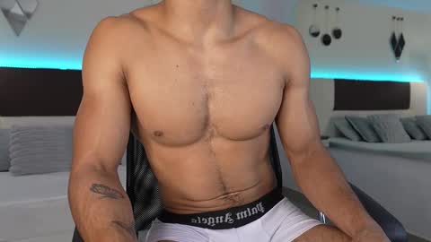 Snapshot of danteestone chatting on December 15, 2025, 8:46 pm Dante online show from December 15, 2025, 8:46 pm