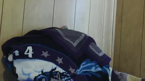 Snapshot of dantehot82 chatting on December 21, 2024, 8:00 pm dantehot82 online show from December 21, 2024, 8:00 pm