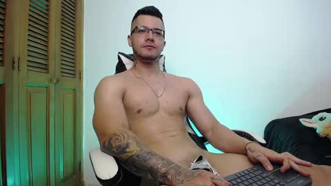 Snapshot of danteread chatting on March 9, 2025, 3:43 am danteread online show from March 9, 2025, 3:43 am