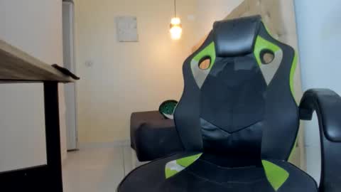 dantex_ online show from November 10, 2025, 10:25 am