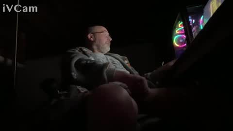 Snapshot of dantheman741 chatting on December 27, 2024, 2:33 pm dantheman741 online show from December 27, 2024, 2:33 pm